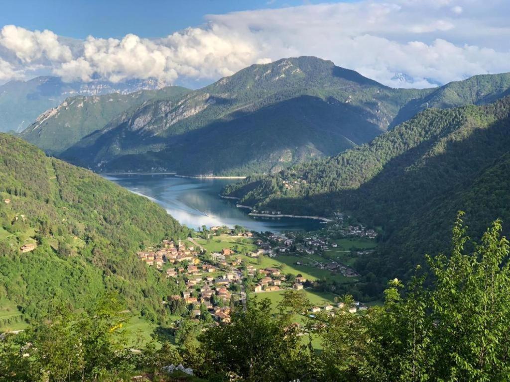 Appartamento Al Colle Bezzecca Buitenkant foto